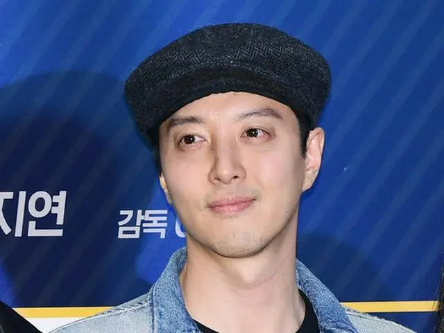 Actor Lee Dong Gun, preview screening. Movie 'LUCKY' VIP preview.