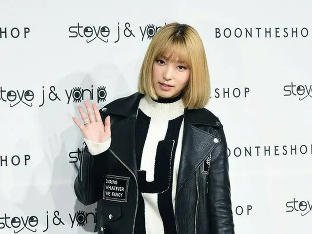 Bora (SISTAR), participation in the event. ”STEVE J & Joni P 16W / 17SCollection”.