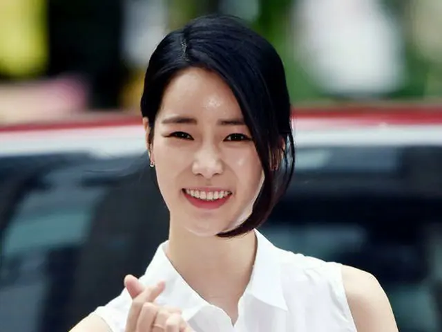 Actress Lim JiYeon, acknowledges relationship with 2 years senior, businessman.”Recently developed i