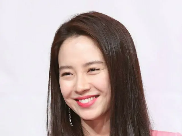Actress Song Ji Hyo, finally declined an appearance on the new TV Series”Rococing”.