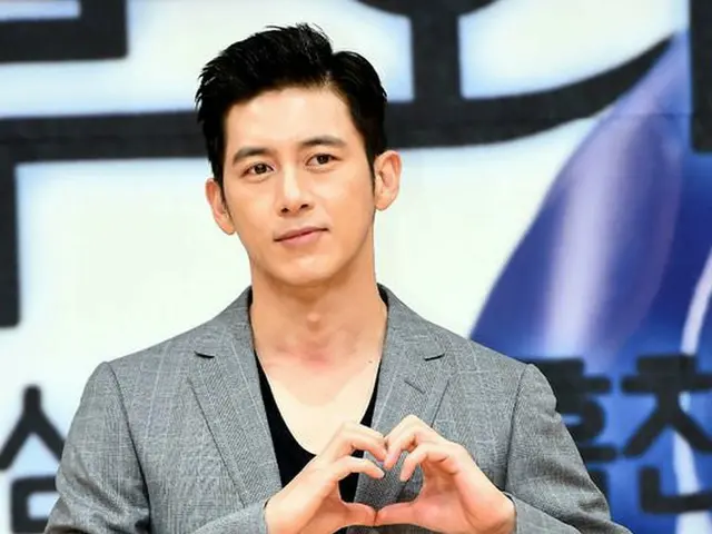Actor Go Soo, attended the production presentation of SBS New TV series”Thoracic Surgery”. On the af