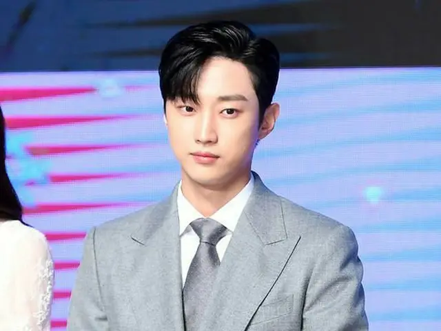 Former B1A4 Jin Young will enlist on June 20th. Will serve as a social serviceworker.