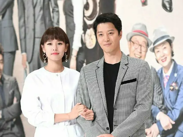 Lee Dong Gun, Lover 'Cho Youn Hee' to ”Follow” to Hawaii. Office side ”Cho YounHee who departed to H