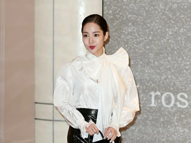 Actress Park Min Young attends the ROGER VIVIER photo event. On the afternoon of28th, Seoul ・ Gala L