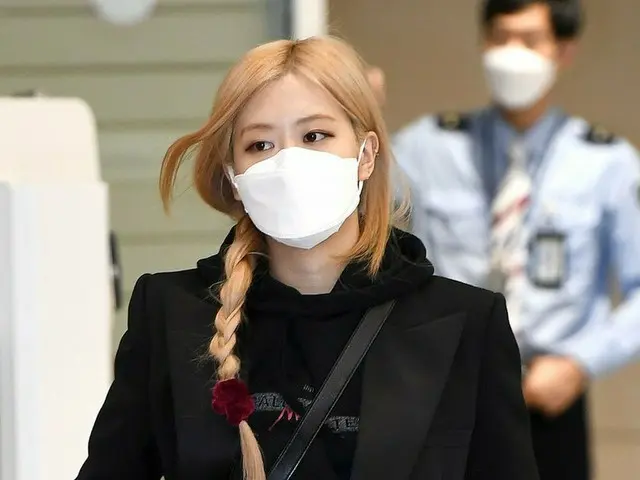 BLACKPINK ROSE returns to Korea. 31st, Incheon International Airport. . .