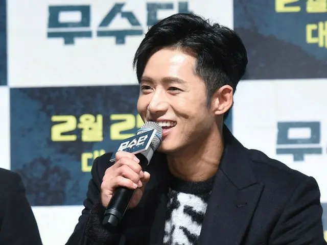 Oh Jong-Hyuk (Click-B) mengumumkan bahwa ia akan menikahi wanita yang berpacaran