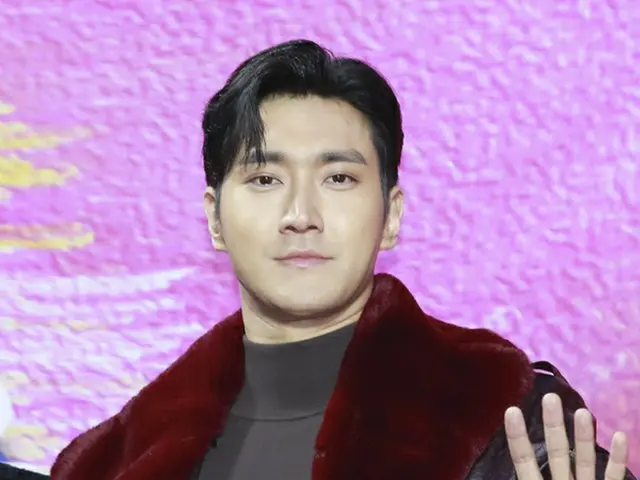 SUPER JUNIOR Siwon, Twitter di Jepang adalah topik hangat. .