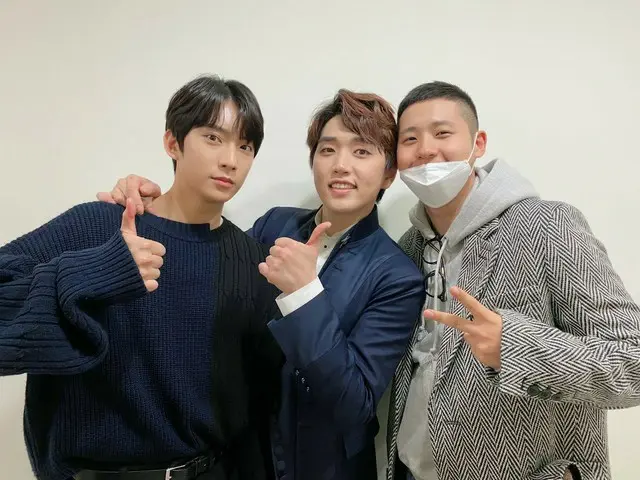 [JT Official] B1A4, RT _B1A4OFFICIAL: And! #Came to support the firstperformance of Sandeul #Sandeul