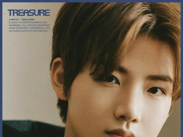 TREASURE Jung Kyu, foto profil dirilis dalam "TREASURE EDITORIAL vol.5". .