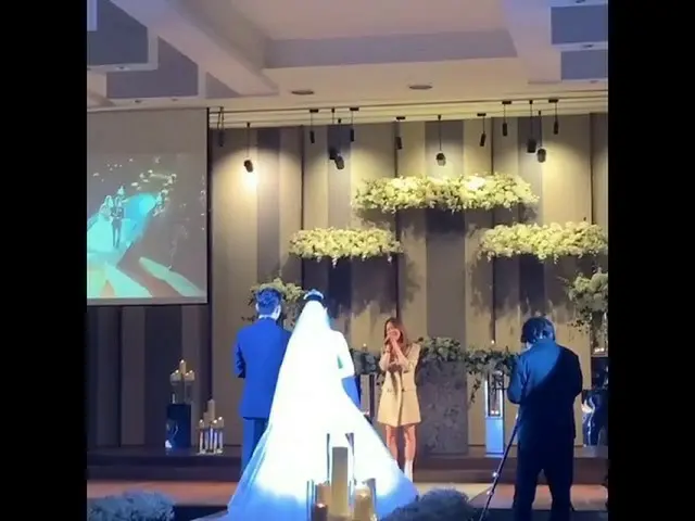 Choa menarik diri dari AOA. .  ● Berlibur di pernikahan seorang kenalan  