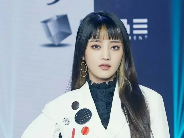 (G) I-DL E berpartisipasi dalam pameran.  -Ayo kembali dengan mini album ketiga 