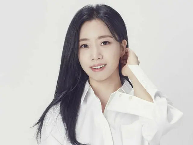 T-ARA Eun Jung announces a new departure as an actress by signing an exclusivecontract with Cabin74.