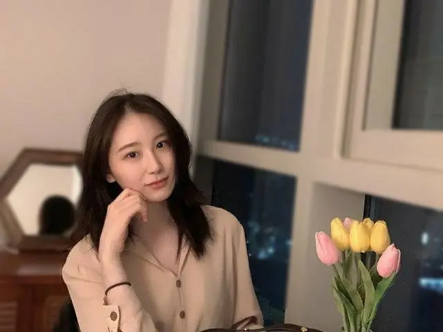[Formula G] IZONE, Daily_Chae✨  [Makanan penutup] dengan ibu  Blus putih susu  &