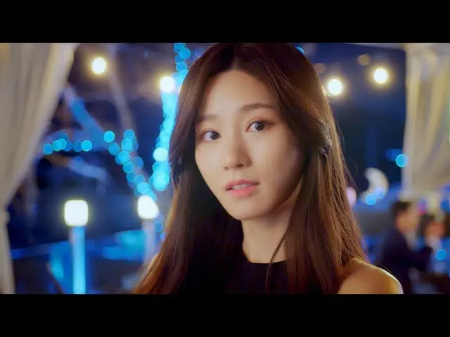 Model iklan untuk aplikasi yang cocok sangat mirip dengan DUA Sana. .  ● Reaksi 
