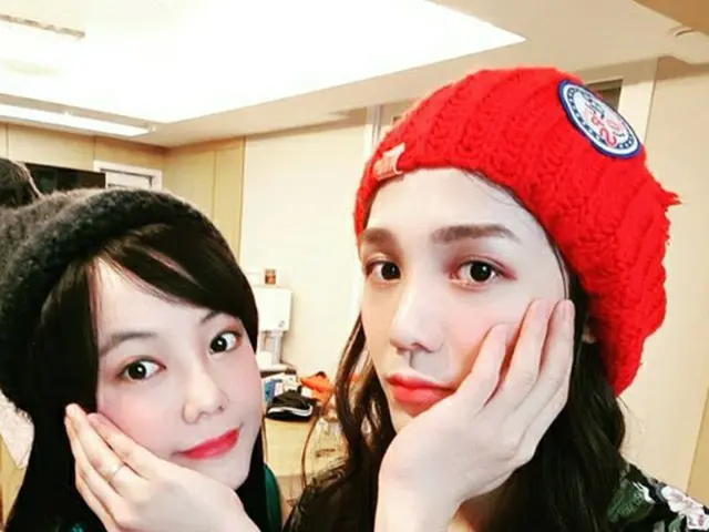 Aktris Cohen A (cemburu pada saudara perempuannya MBLAQ MIRR). .  ● Pakaian olah