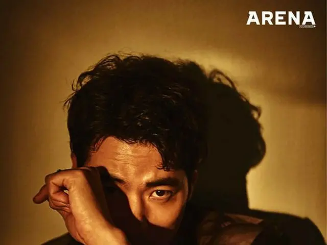 Actor Kim Gang Woo, released pictures. A magazine ”ARENA HOMME +”.