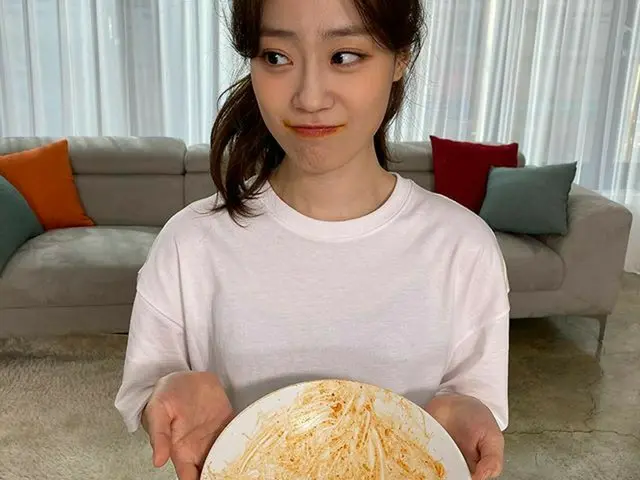 [G Resmi] KARA_Yonji, guru ~~~ ❤️👍  