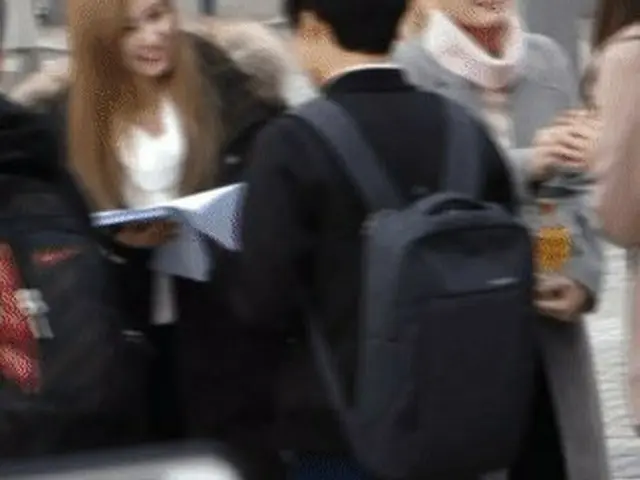 DUA KALI Sana, "layanan penggemar" untuk penggemar yang meniru kebiasaan mereka 