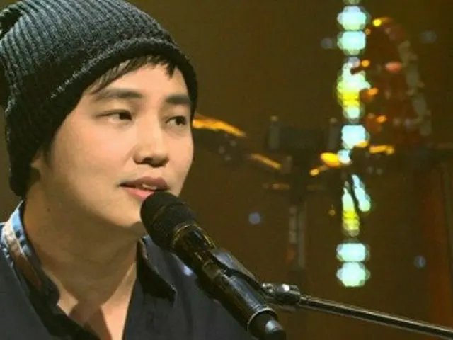 Penyanyi, penulis lirik dan perwakilan film perusahaan rekaman (Huang Qingshi), 