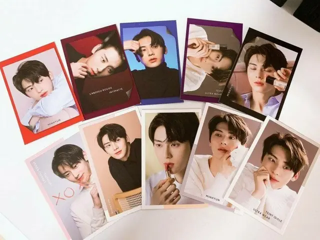 "NU'EST" Huang Minxuan berbicara tentang betapa kerennya kartu foto hak istimewa