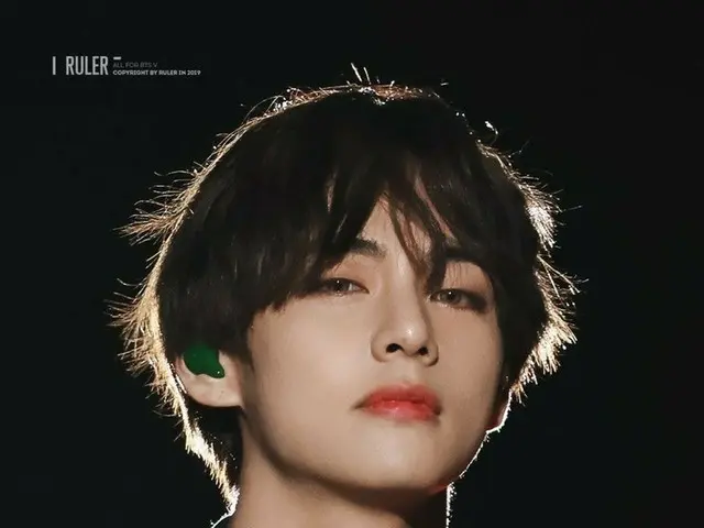 #BTS V, "Life Photography" adalah topik hangat di Korea.  ● 64 foto adalah foto 
