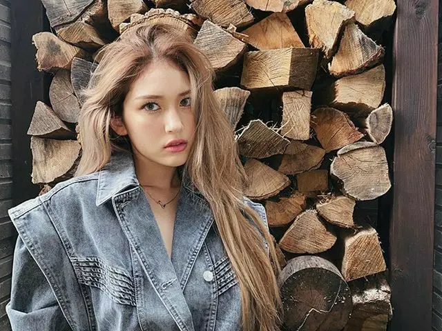 [GOfficial] Dari IOI_ Jung Somi, @ louisvuitton #LvVolt #Ad #광고  🍁🪐  