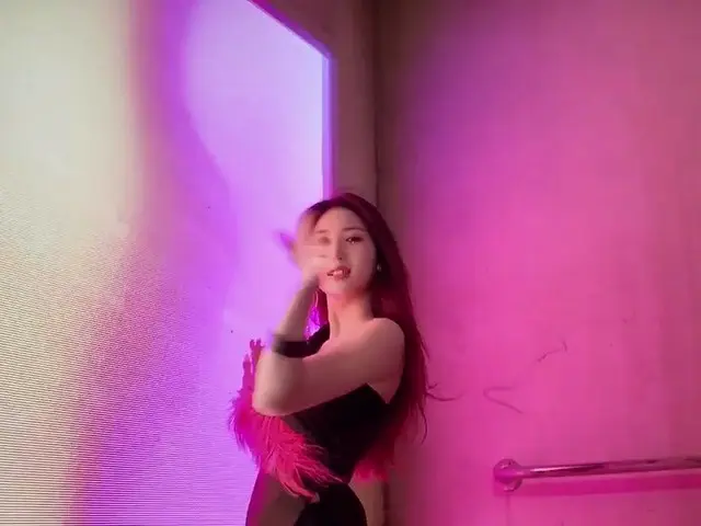 [T formula] EVERGLOW, [#Sihyeon] Ya ... banyak hal seperti itu, tapi saya hanya 