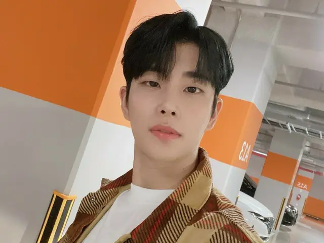 [T official] ASTRO, waktunya makan siang yang enak !!!! Semuanya, tolong makan m