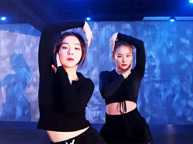 Video "dance practice" yang diposting di SM cukup kontroversial karena pencahaya