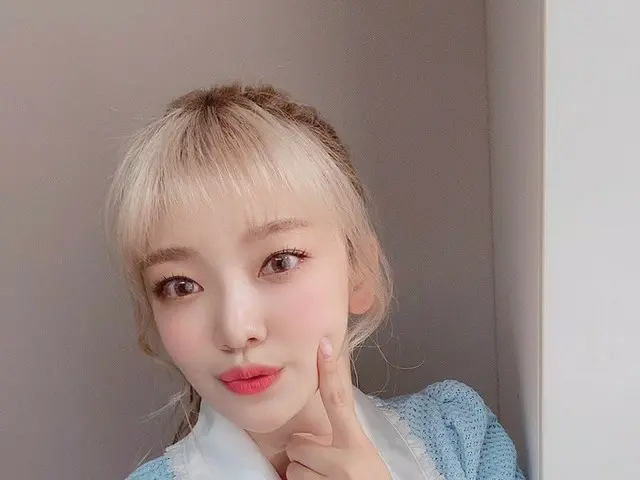 [T resmi] EVERGLOW, ini juga ❤❤