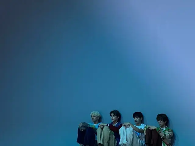 【JT 公式】 SEVENTEEN ， RT pledis_17 ： [17'S THE 8] SEVENTEEN ~~~~ 1-2-3-4