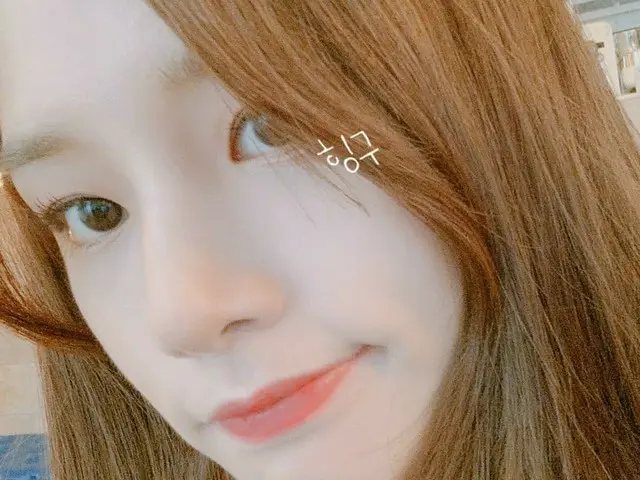 [T formula] LABOUM, [#Solbin] latte 💗 Dingin sekali, pakai baju hangat, awas ma