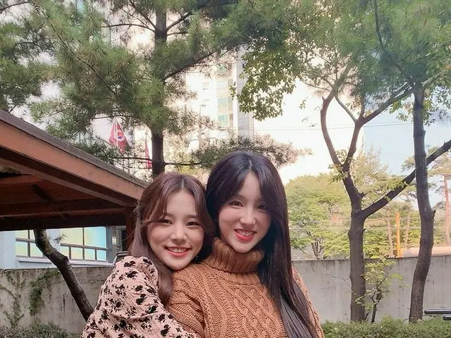 [T formula] LABOUM, [#LABOUM] saat memotret #LABOUM #SOLBIN #SOLBIN #ZN #JEN #网络