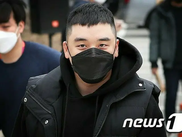 VI (Seungri / BIGBANG), sidang militer ketiga hari ini. ..