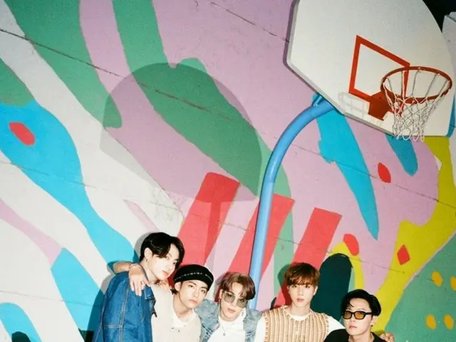 BTS memenangkan Penghargaan Musik Internasional Khusus "Japan Record Awards". Ni