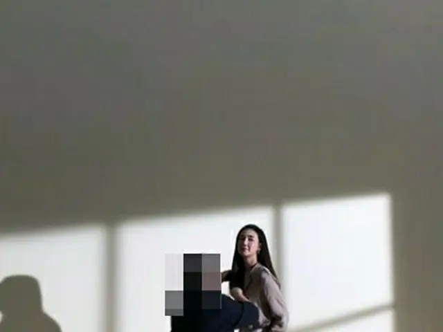 Aktris Choi Ji-woo, baru-baru ini dirilis. Desainer memposting tempat syuting. "