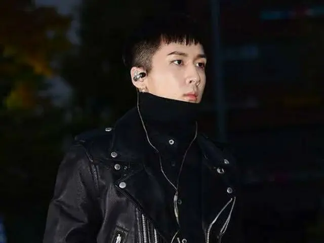 Antusiasme antara #Taeyeon （SNSD) dan #VIXX Ravi mengatur rangkaian waktu. ● Puk