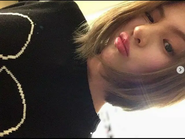 Foto pintas aktris Han So Hee yang diposting di SNS adalah topik yang terlihat p