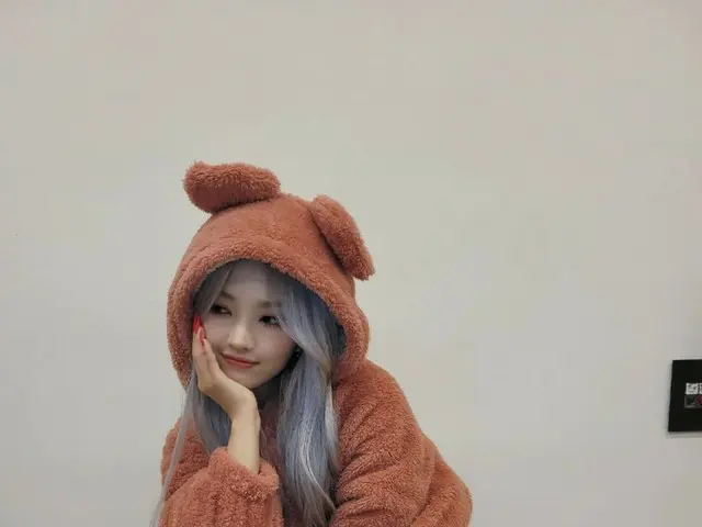 [T Resmi] (G) I-DLE_, [#Soyeon] Neverland ~~ Pernahkah kamu melihat sofa bersama