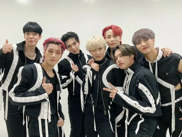 [T Official] ATEEZ, [📷] TODAY ATEEZ Today ATINY ignites the heart and ATEEZstage! 😍 Did you miss a