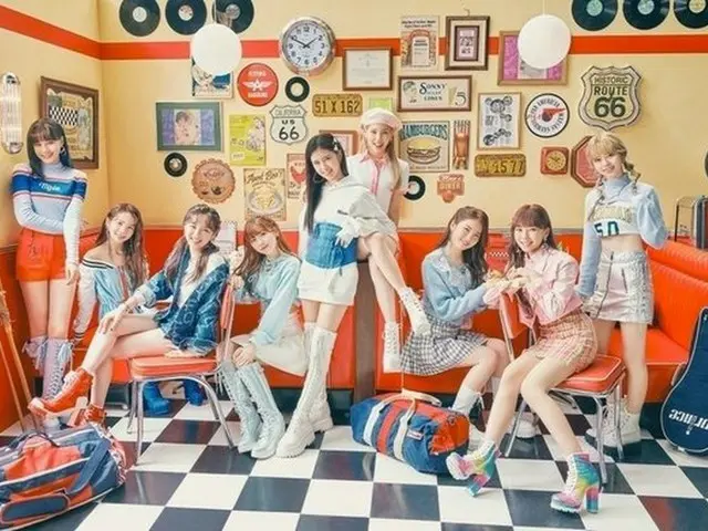 NiziU will appear on ”Refreshing” broadcast on April 7th. The new song ”Take apicture” will be unvei
