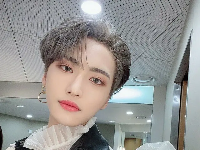 [T Official] ATEEZ, [#conversion] Always with ATINY 🤍🤍🤍 #ATEEZ #ATEEZ ..