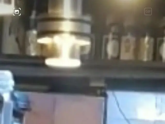 Lingkungan yang "tidak higienis" di mana "sup yang ditinggalkan oleh pelanggan" 