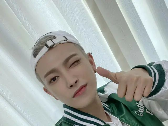 [T Official] ATEEZ, [#Hongjun] 😉😉 #ATEEZ #ATEEZ ..