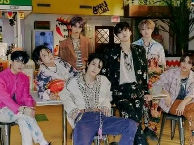 Album full-length pertama NCT DREAM "Hot Sauce" telah terjual lebih dari 1,71 ju