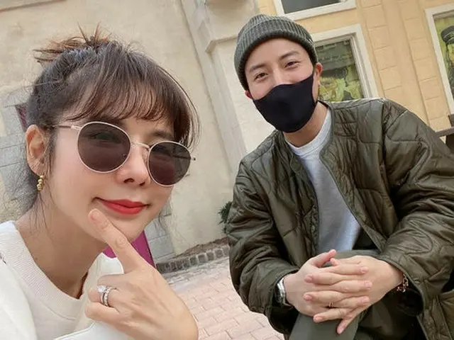 Saluran YouTube "Carrosello Academy", yang bersikeras menceraikan aktris Jun Ji-