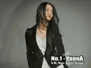 "Momen debut" artis SM menjadi topik hangat di Korea. ● #SNSD Saat Yoona debut. 