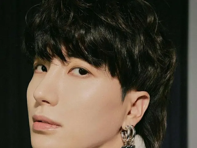 Dilaporkan bahwa Iteuk (SUPER JUNIOR) membeli sebuah gedung dengan 1 basement da