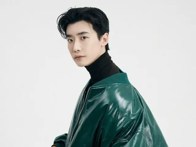 Fashion show SS22 PRADA, "Fashion artis yang diundang" menjadi topik hangat di K