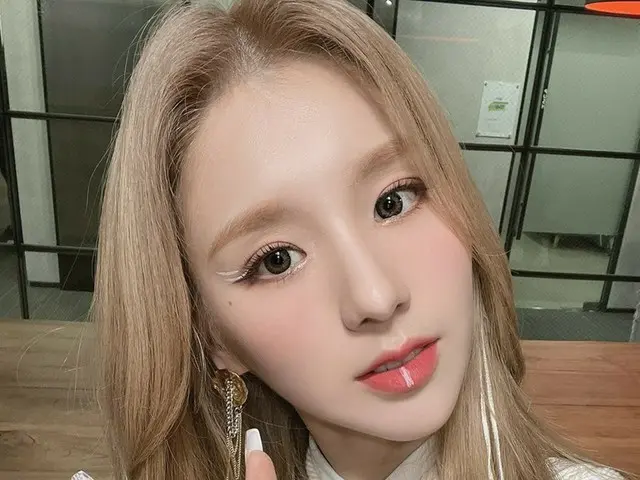 [T official] Saatnya LOONA (Loona) dan #LOONA girl mewarnai Mcar🎨 nanti pada pu